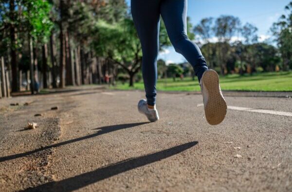 ウォーキングやランニングがもっと楽しくなる！退屈を解消する3つの方法