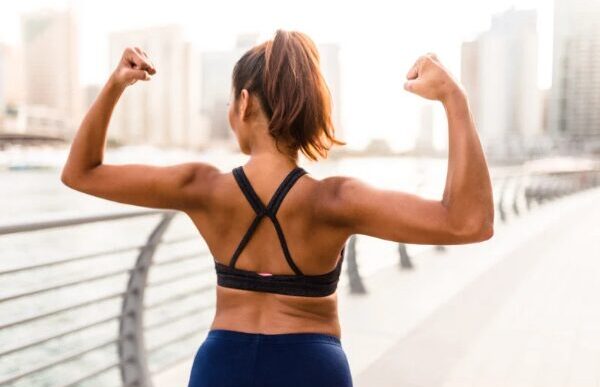 筋トレを始めてもすぐに筋肉はつかない？焦らず続けるための正しい考え方