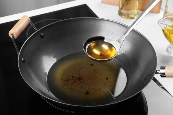 料理の油はどれくらい使っていますか？ダイエットを成功させるための油の使い方