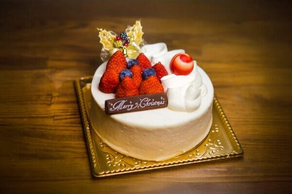 クリスマスにケーキを食べたら太る？ダイエット中でも楽しむための考え方